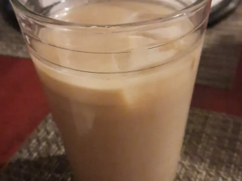 Glass of Salvadoran horchata